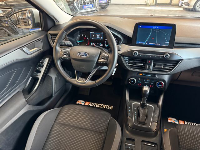 MYAUTOCENTER – Gebraucht- und Jahreswagen mit Werkstattservice in Pfaffenhofen Ford Focus *KEYLESS*TEMPO*SIHZ*LKHZ*NAVI*LED*