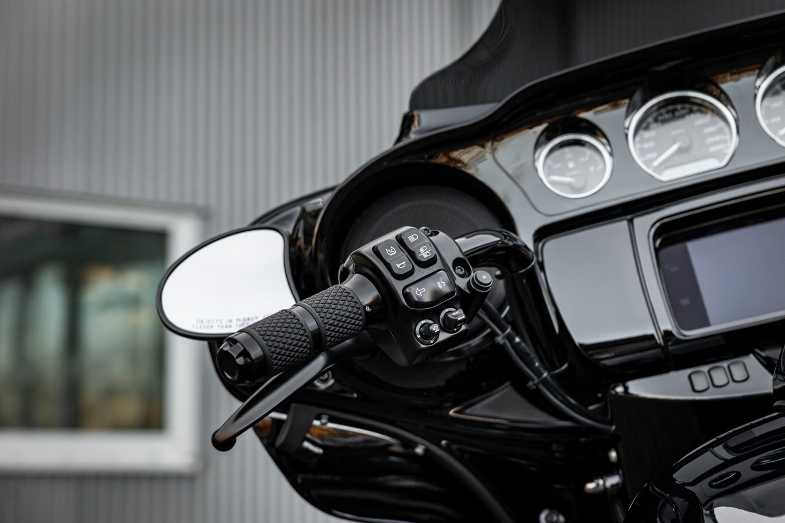 Fahrzeugabbildung Harley-Davidson FLHXS STREET GLIDE SPECIAL 114 CUI - JEKILL -