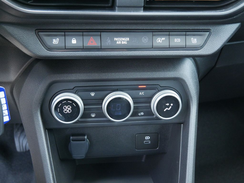 Fahrzeugabbildung Dacia Sandero Stepway Expression ECO-G 100