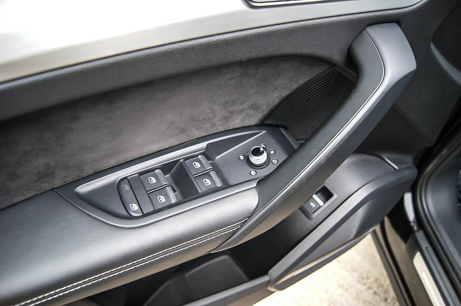 Audi Q5 20TDI quattro S Line+ PANO HEADUP LUFT ANHZV
