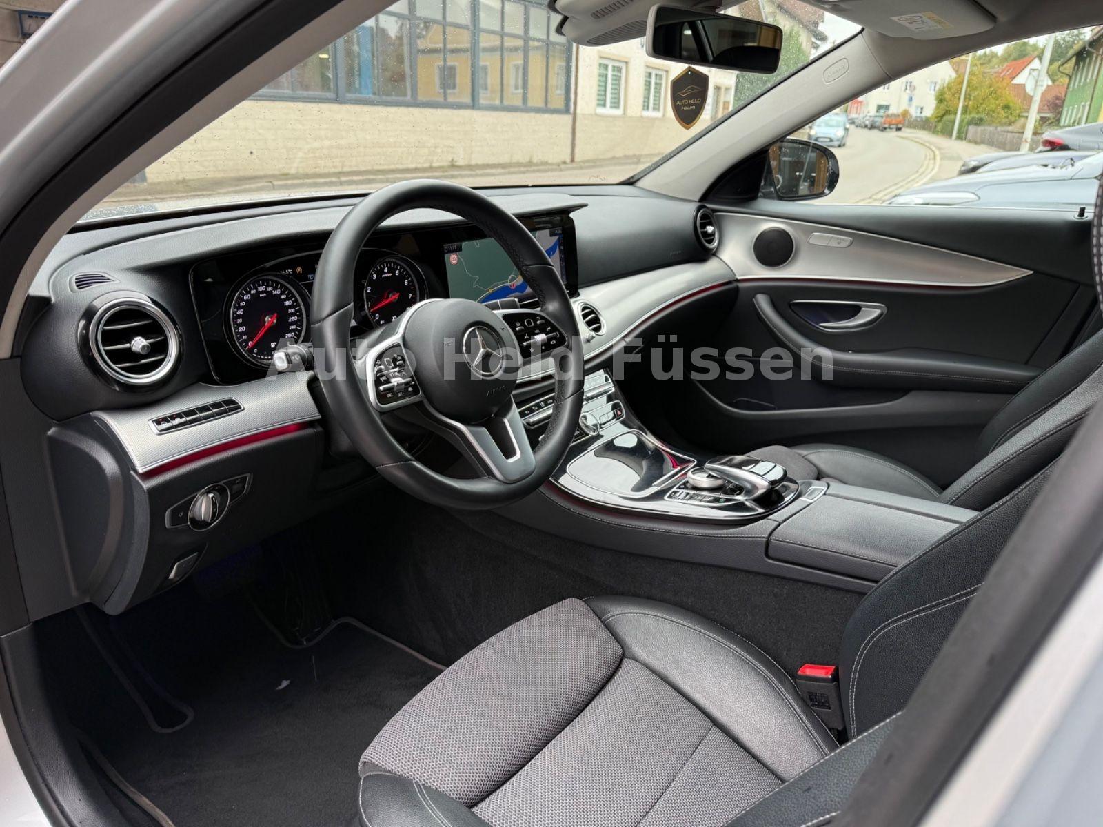 Mercedes-Benz E200 T Aut Navi 360° Distr Standhzg TTW LED