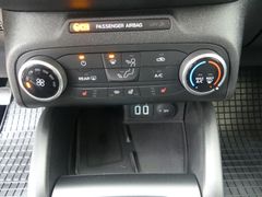 FORD Focus Lim. Cool & Connect*Kamera*ACC
