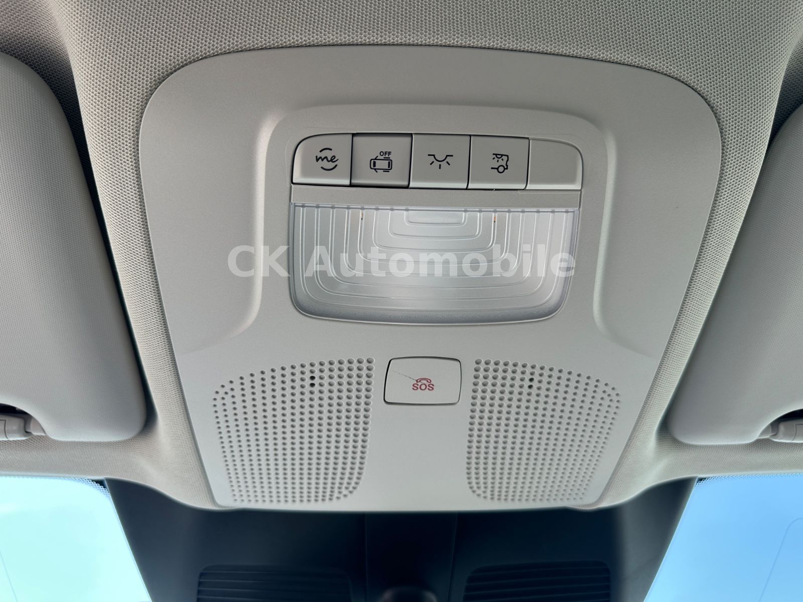 Fahrzeugabbildung Mercedes-Benz Vito Tourer 119 PRO lang/9 Sitze/Navi/LED/Kamera