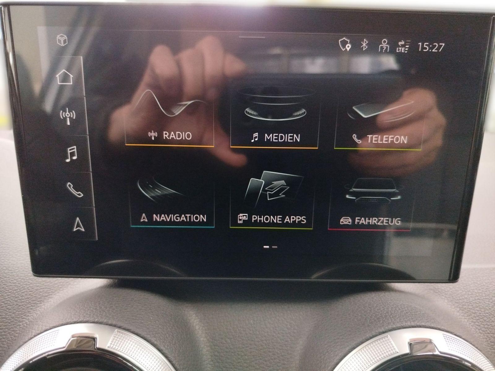 Audi Q2 35 TFSI advanced S tronic LED APP KAMERA