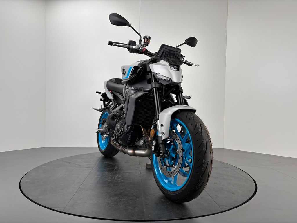 Fahrzeugabbildung Yamaha MT-09 *AKTION: TRANSPORT & SOUND ! *MJ2025