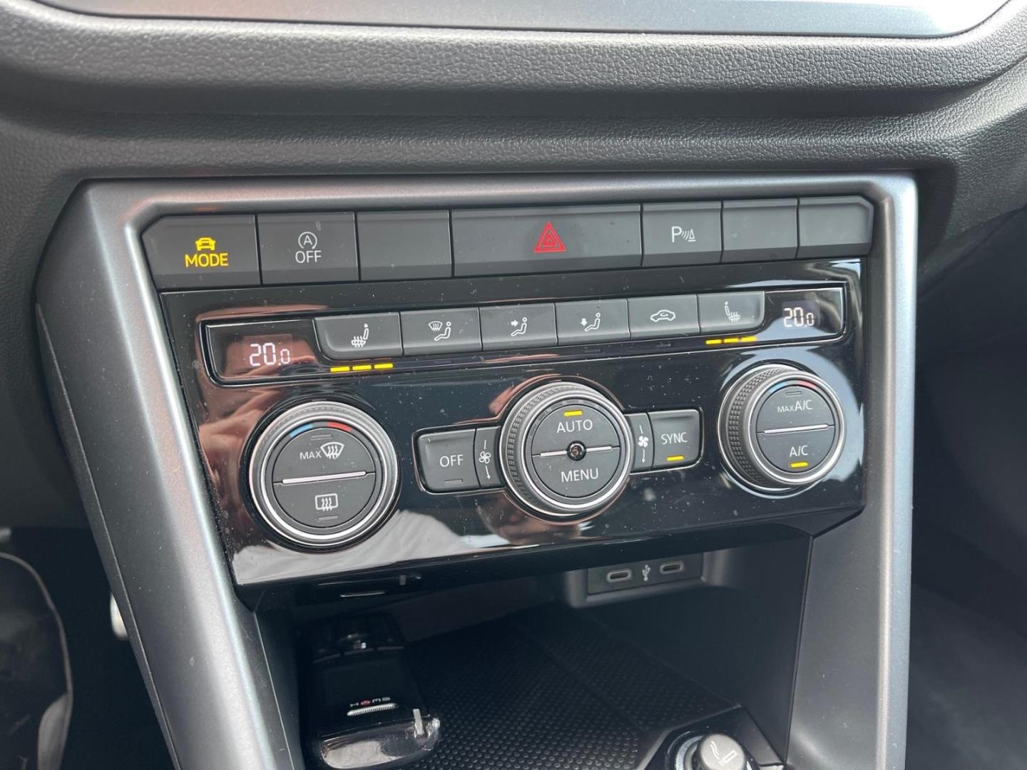 Volkswagen T-Roc Active 2.0 TDI DSG Navi PDCv+h CarPlay BT, миниатюра 26