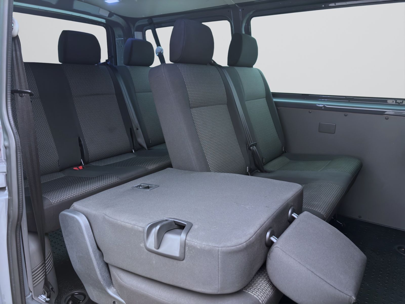 Volkswagen T6 Kombi - Bild 18