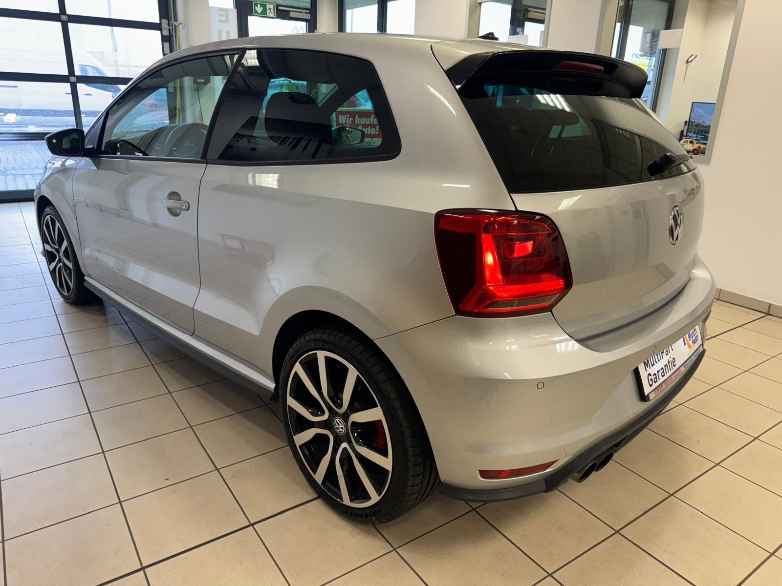 Fahrzeugabbildung Volkswagen Polo V GTI/ 1.HAND/SCHECKHEFT/WENIG KM/LED