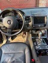 Volkswagen Touareg 3.0 V6 TDI SCR Tiptr. Terrain Tech - - gebrauchte VW Touareg aus dem Jahr 2017