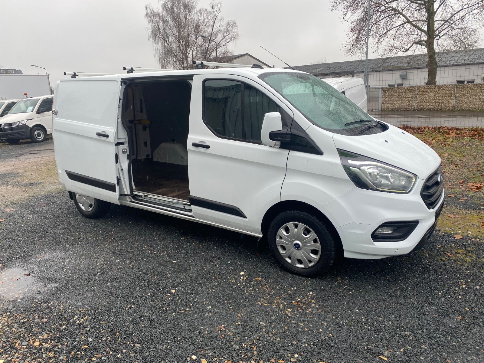 Fahrzeugabbildung Ford Transit CustomKasten320L2 Trend,AHK,StH,SHZ,SHge