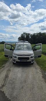 Citroën Berlingo XL 131 PS Automatik/AHK/Kamera/Benzin - Citroën Berlingo von privat