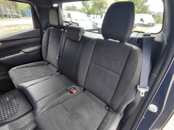 Mercedes X 250 - 12