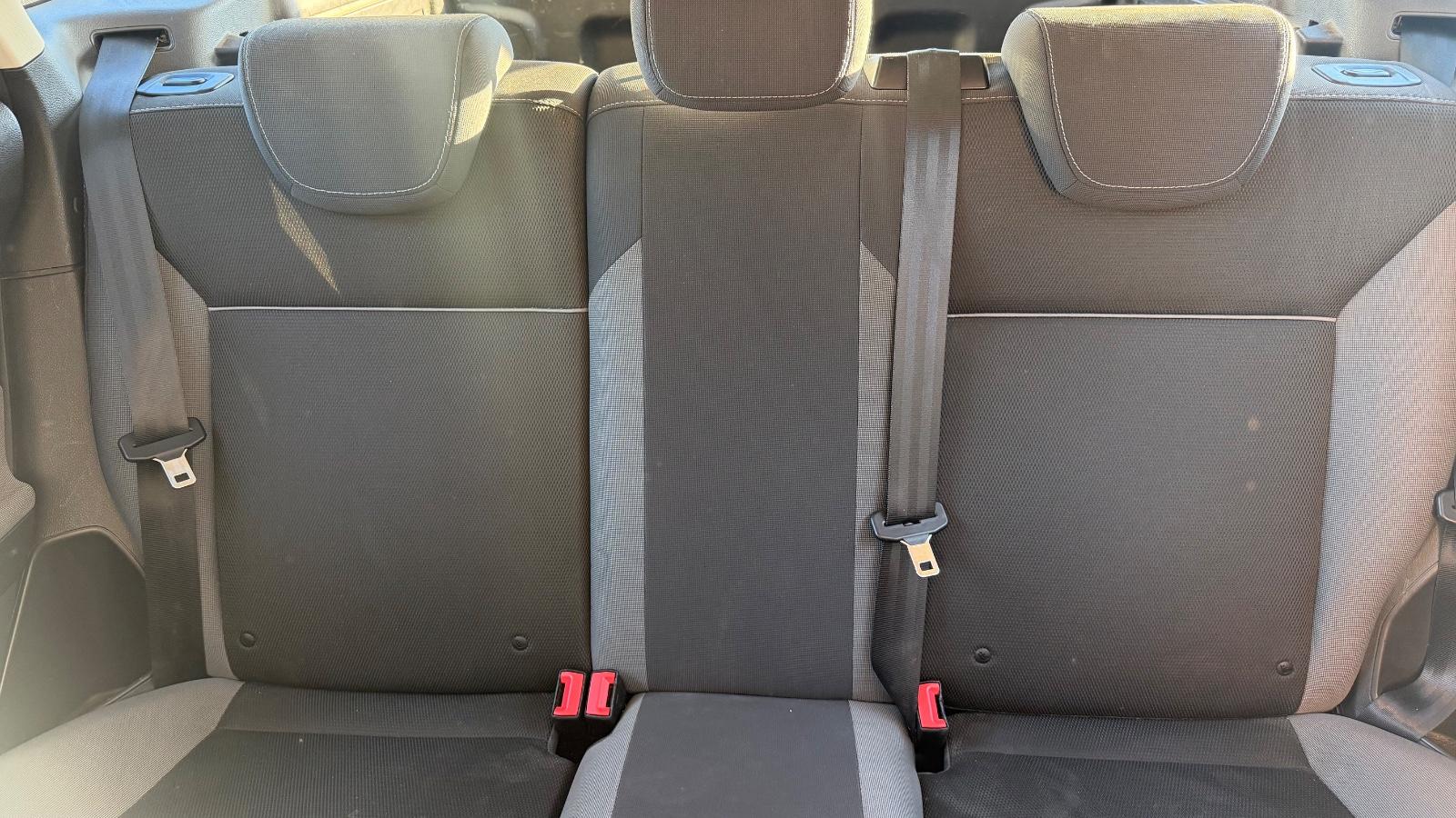 Ford Focus 2013 — photo 10