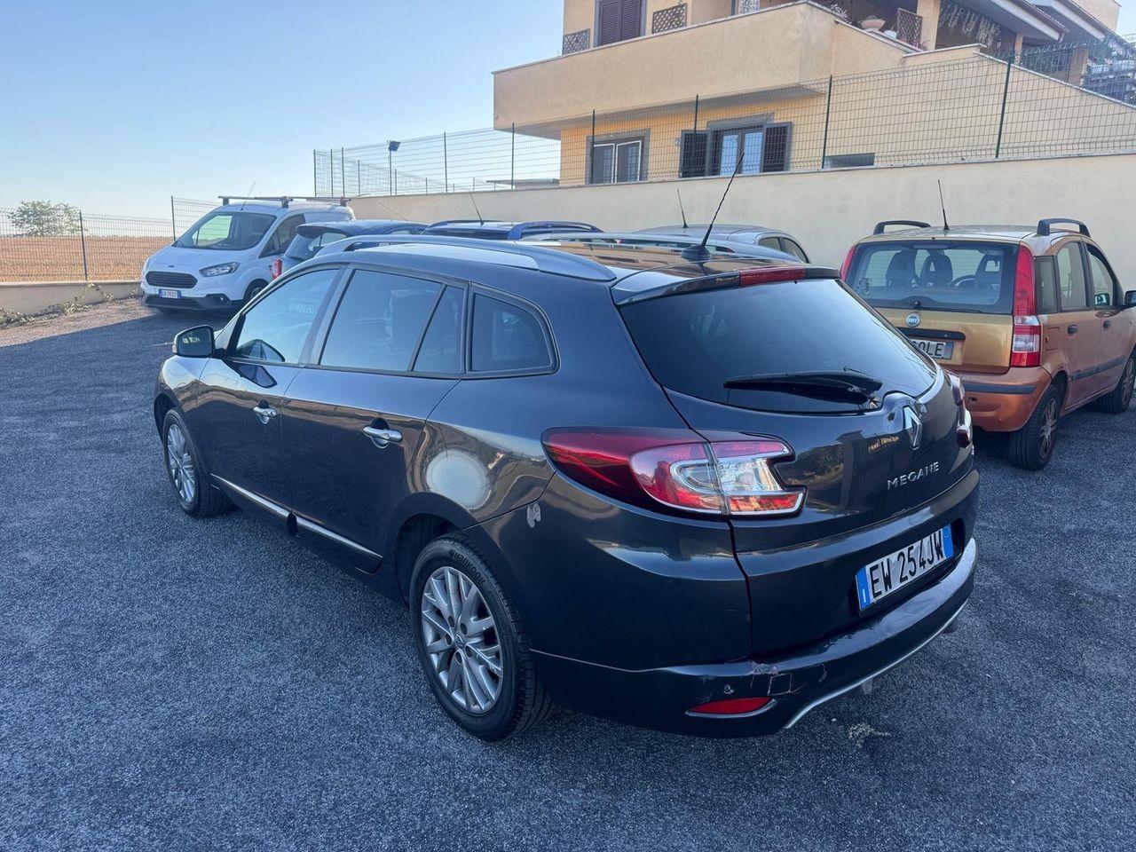 Renault Megane 2014 — photo 11