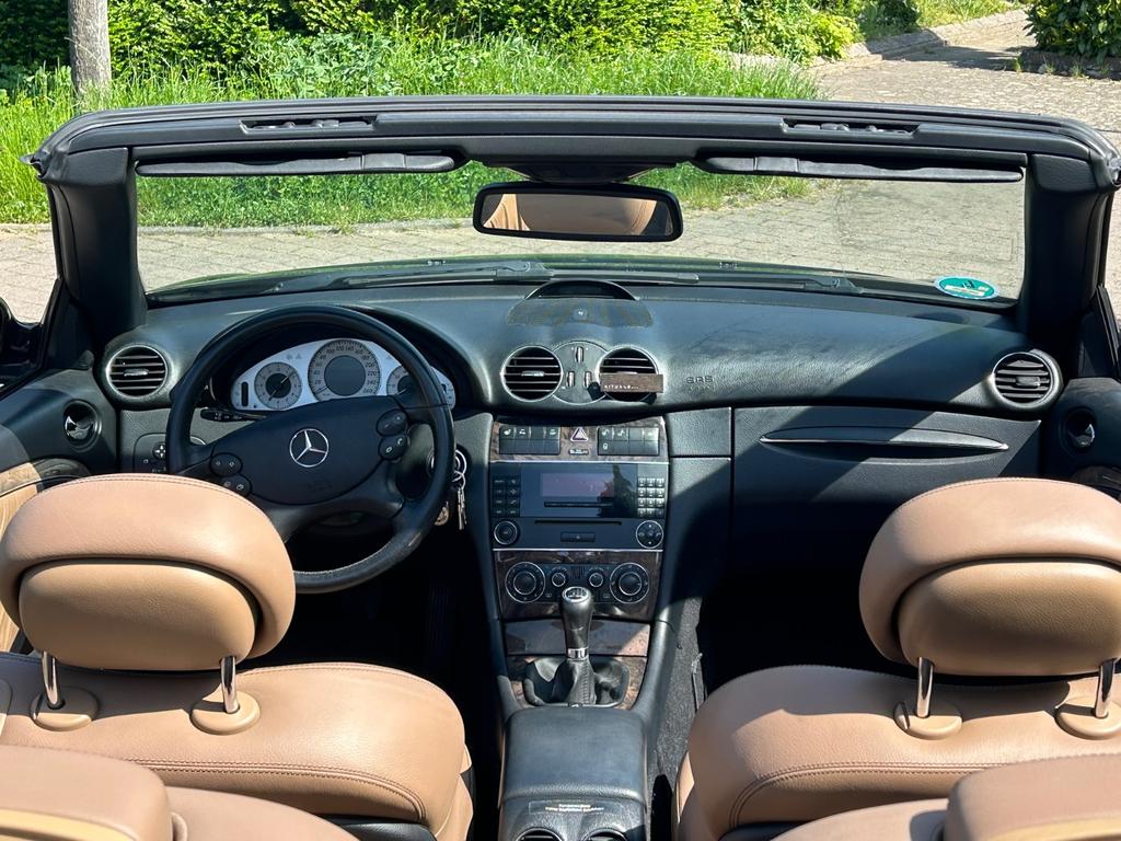 Mercedes-Benz CLK 200