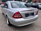 Mercedes-Benz C -Klasse Lim. C 320-Xenon-2xPDC-Navi-Leder-SHZ - Mercedes-Benz C 320 mit Benzin-Antrieb