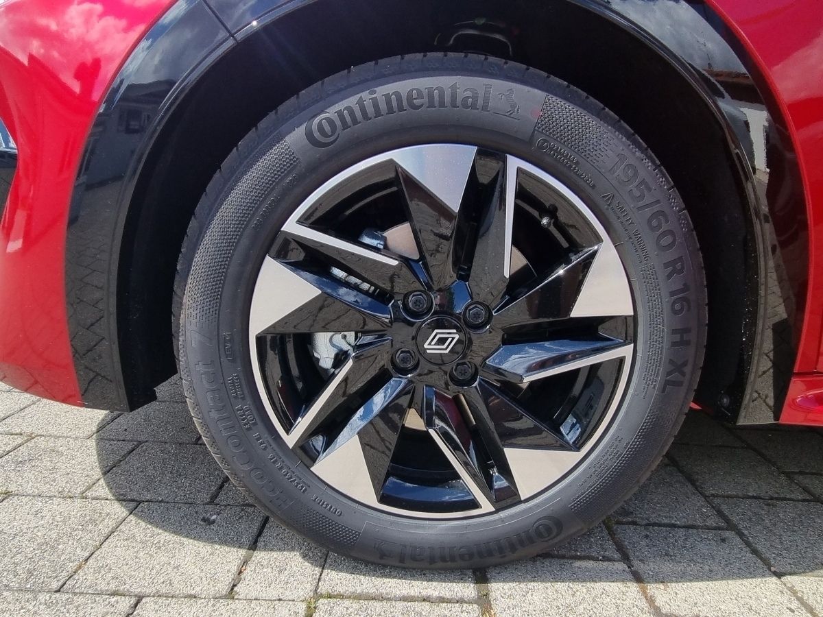 Fahrzeugabbildung Renault Clio Techno TCe 115 EDC