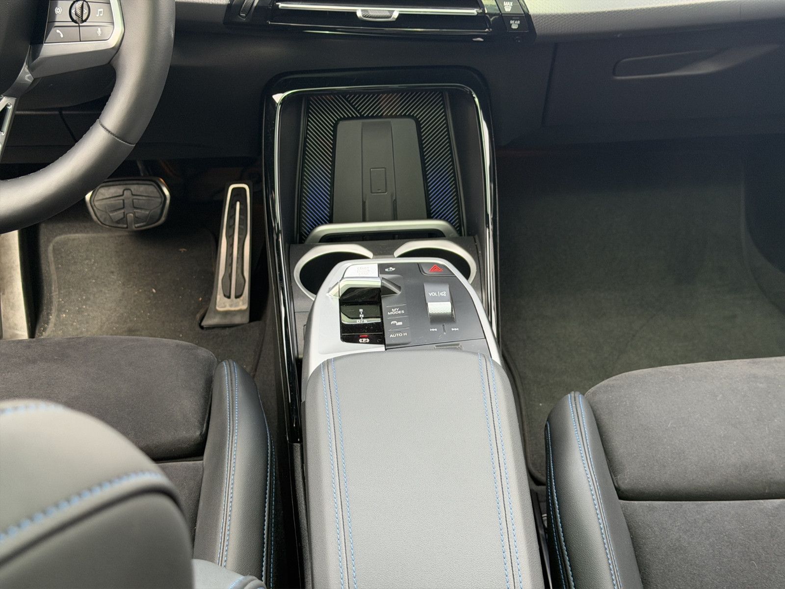 Fahrzeugabbildung BMW X2 sDrive M Sport*Head-up*Harman*360°Cam*DAB*