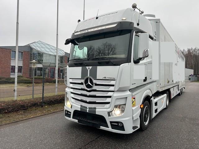 Mercedes-Benz 1845 Giga Space Lowdeck