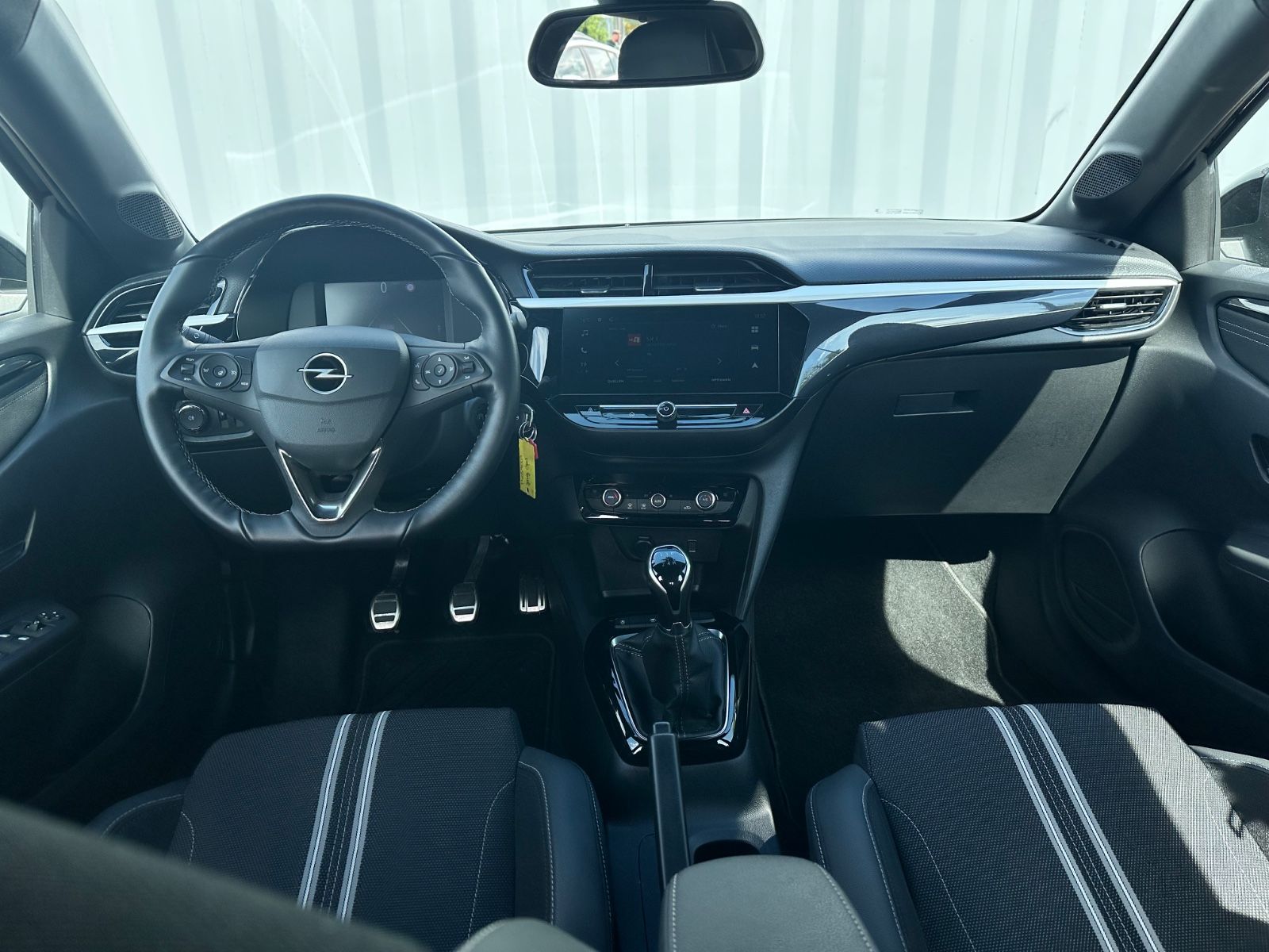 Fahrzeugabbildung Opel GS 1.2*LED*Sitzhzg*Kamera*LED,16"Alu*DAB