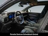 Porsche Macan Turbo BOSE Luftfederung Panoramadach LED - Porsche Macan T