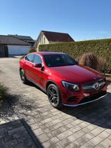 Mercedes-Benz GLC 300 4MATIC Autom. - - Mercedes-Benz GLC 300 mit Benzin-Antrieb: Automatik