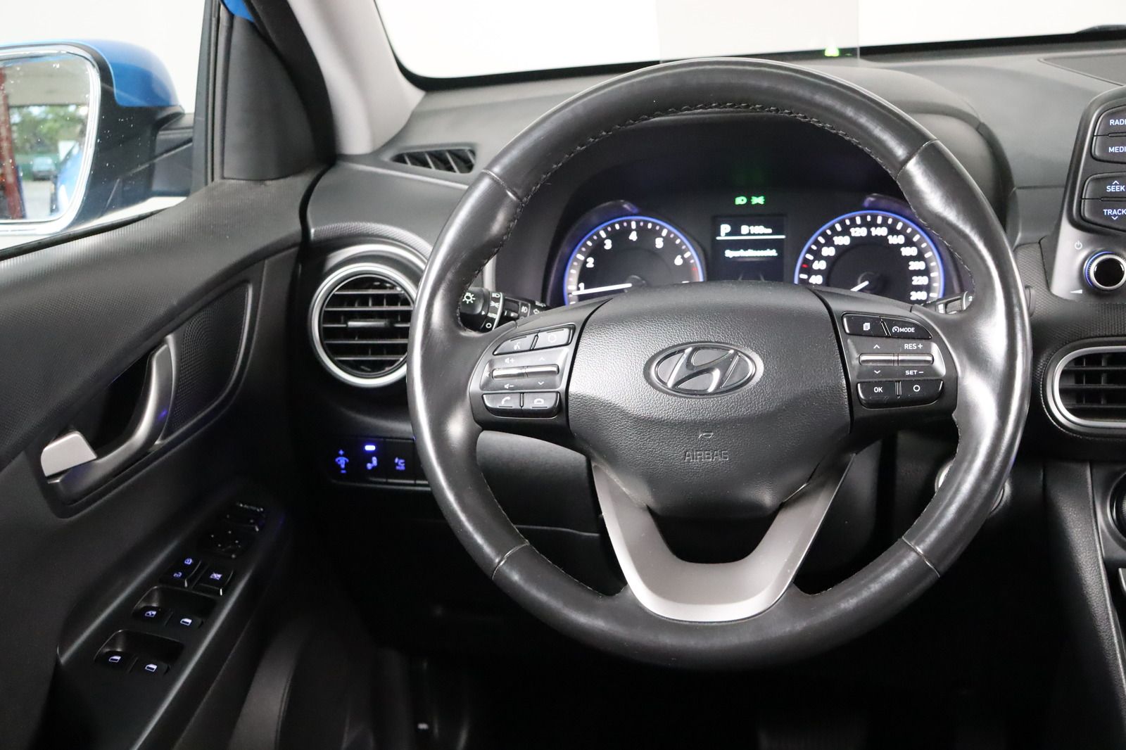 Fahrzeugabbildung Hyundai Kona Sport 4WD * HUD + RFK * LED
