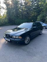 BMW 520i Touring - BMW 520 aus 2001