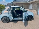 Fiat 500e "la Prima" 3+1 42 kWh La Prima - blaue Fiat 500e