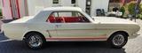 Ford Mustang V8 Oldtimer - Offers matching your search criteria