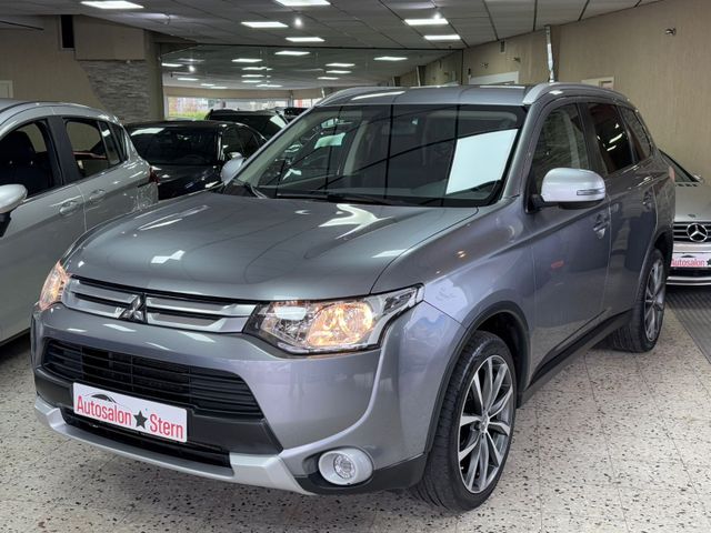 Mitsubishi Outlander Diamant Edition 4WD,LEDER,NAVI,1-HAND