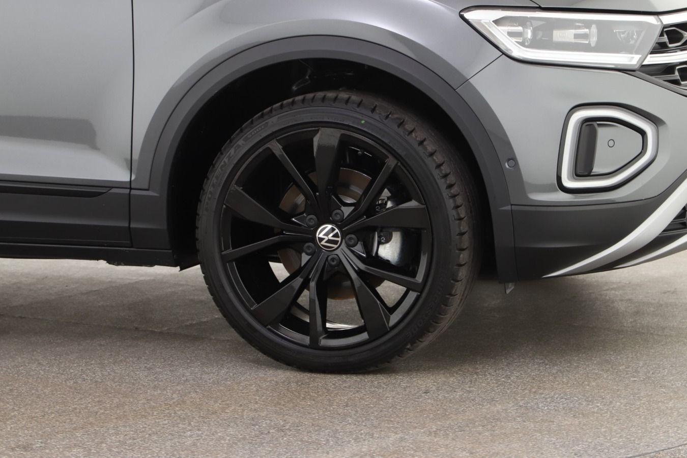 Volkswagen T-Roc 1.5 TSI DSG Style - Black Style Black-Styl foto 3