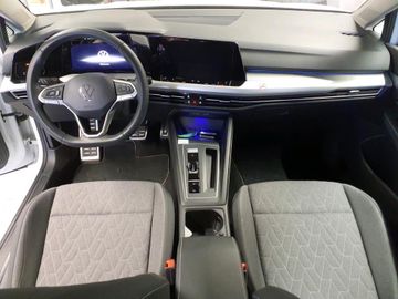 Volkswagen Golf - 5