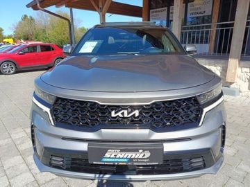 KIA Sorento - 4