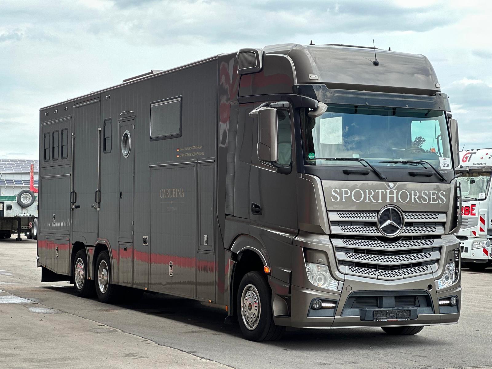 Mercedes-Benz Actros 2543 BÖCKMANN Pferde,-Wohnmobil *PopOut *