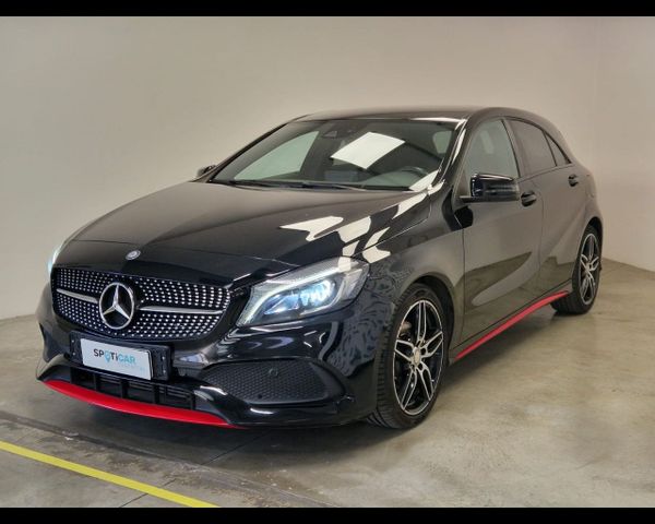 Mercedes-Benz Classe A - W176 - A 180 Dark Night