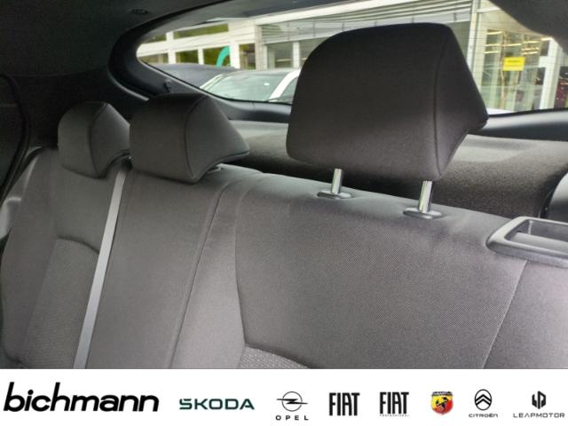 Toyota C-HR TeamD 4x4 AT Kli2 18'' RFK DAB USB