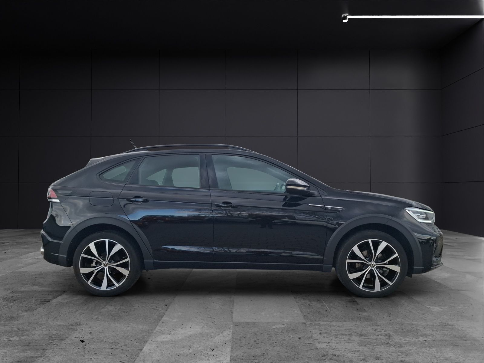 Fahrzeugabbildung Volkswagen Taigo R-Line DSG MatrixLED AHK Navi AID ACC RFK