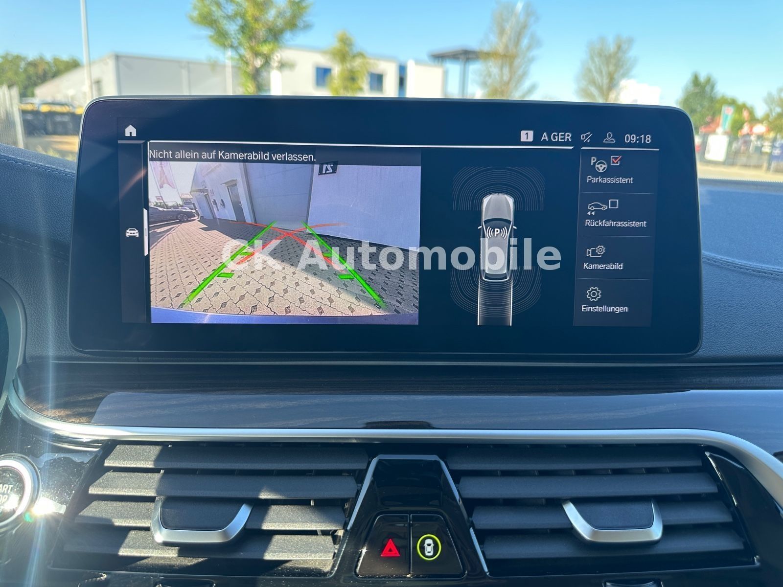 Fahrzeugabbildung BMW 530e xDrive Touring Luxury Line/Pano/LED/Kam/AHK