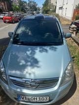 Opel Zafira 2.2 direct Edition Edition - Opel Zafira in Wiesbaden