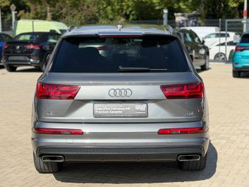 Audi Q7 - 8
