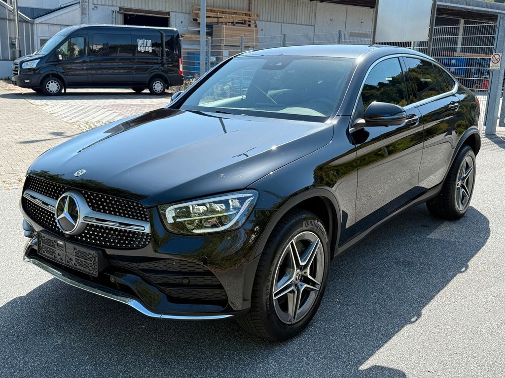 Image of Mercedes-Benz GLC 300