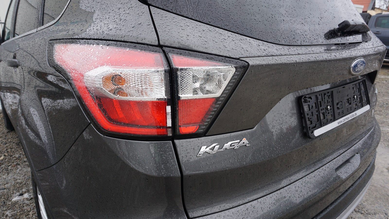 Fahrzeugabbildung Ford Kuga Titanium, Navi, Allrad, PDC, LED