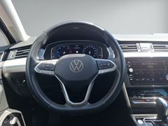 VW Passat Variant 2.0 TDI Business Sthzg Nav Ahk 17 VW Passat Variant 2.0 TDI Business Sthzg Nav Ahk 17