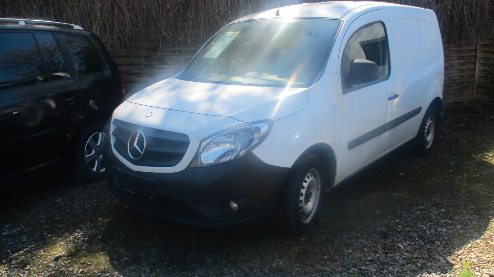 Mercedes-Benz Citan 111 CDI, 8fach Bereift