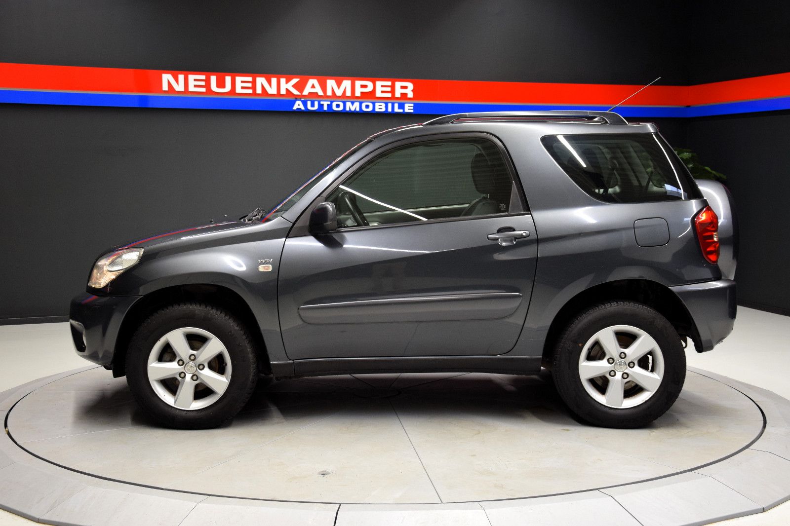 Fahrzeugabbildung Toyota RAV4 1.8 Edition Klimaanlage           *1. HAND*