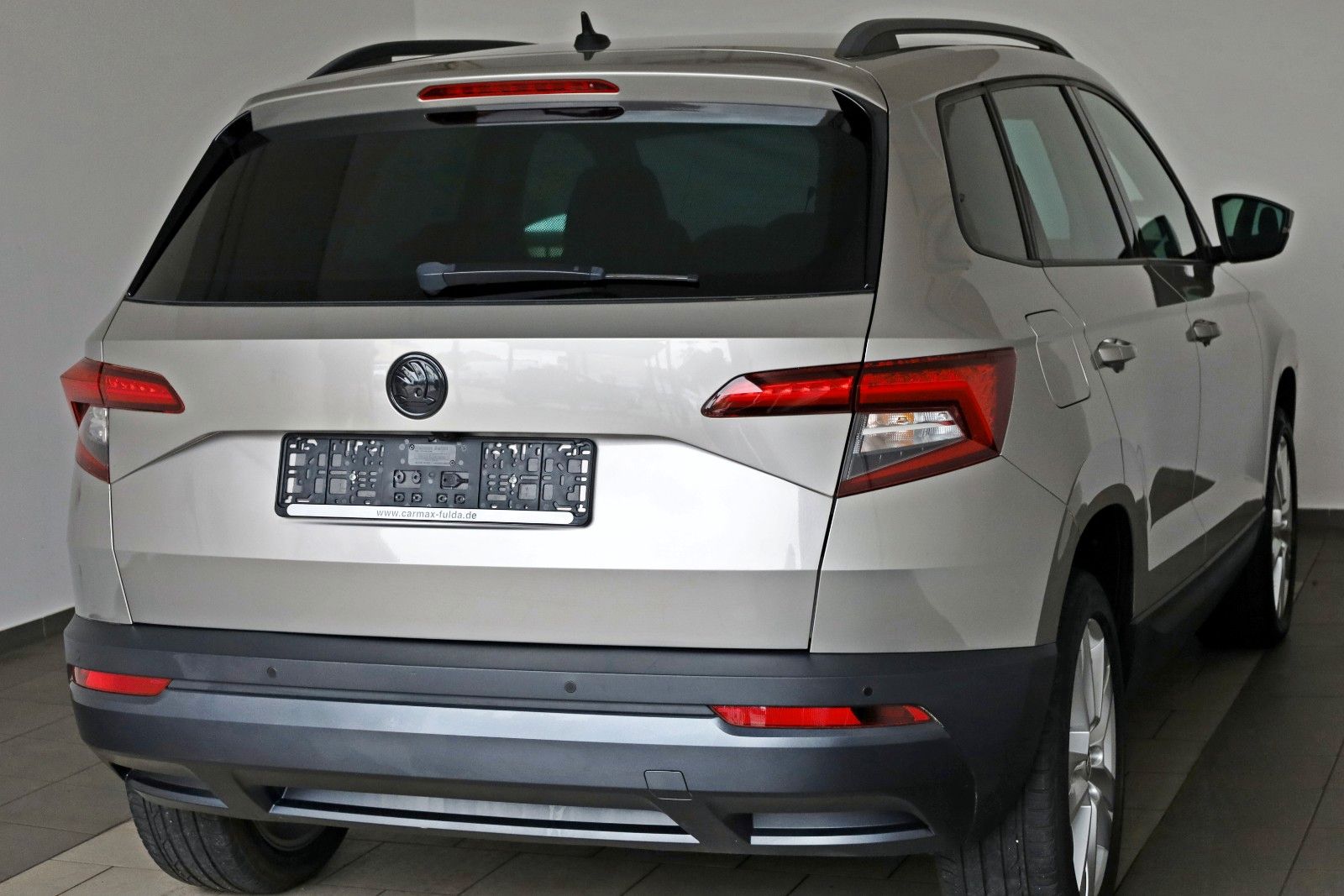 Fahrzeugabbildung SKODA Karoq Style Navi,LED,Kamera,SH,PDC,SR+WR,AHK