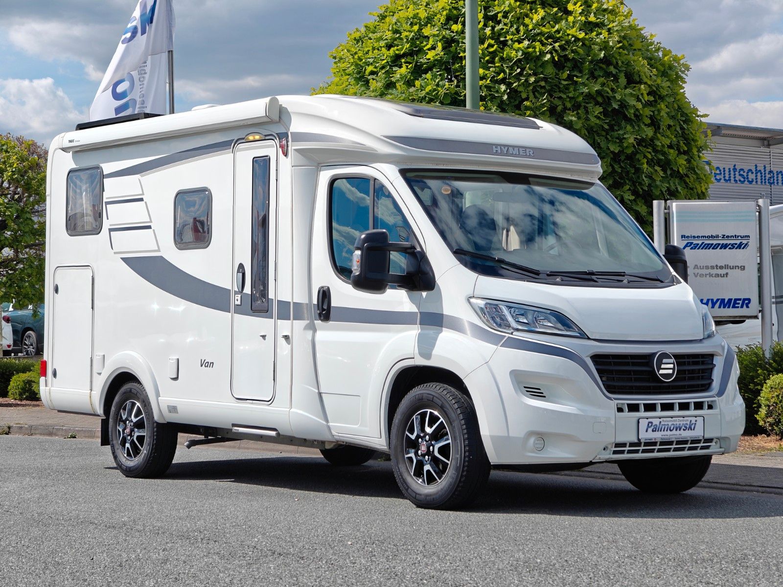 Fahrzeugabbildung HYMER / ERIBA / HYMERCAR Van 374 - Autom. SAT, TV, 2x Solar, DuoControl -