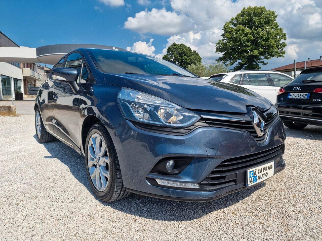 RENAULT Clio
