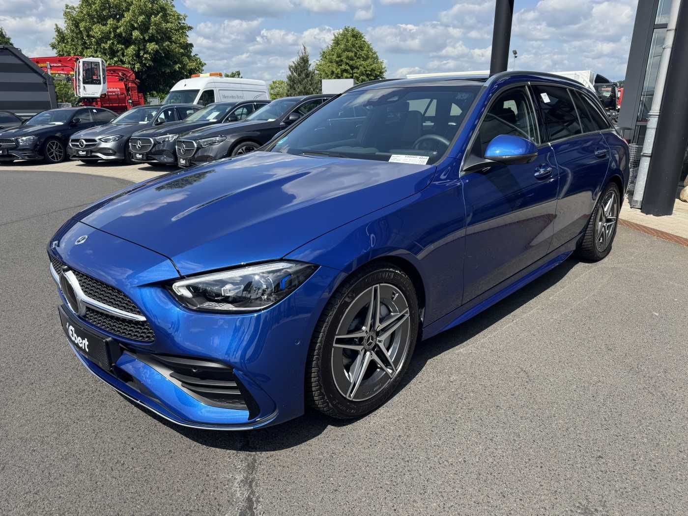 Fahrzeugabbildung Mercedes-Benz C 200d AMG+Pano+Distr+Digital+AHK+HUD+360+IHC+